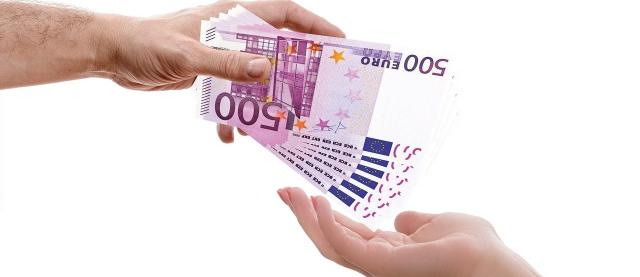 opdrachtgever die werknemer loon betaald